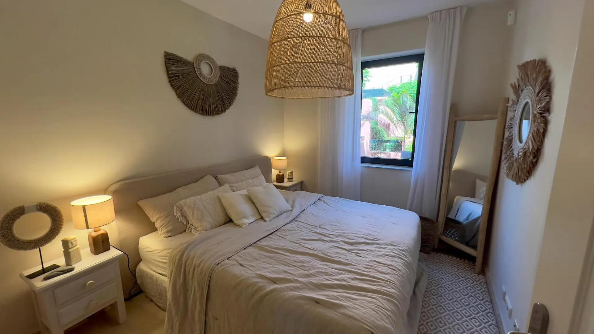 Vista Apartment Sitio de Calahonda 0*,